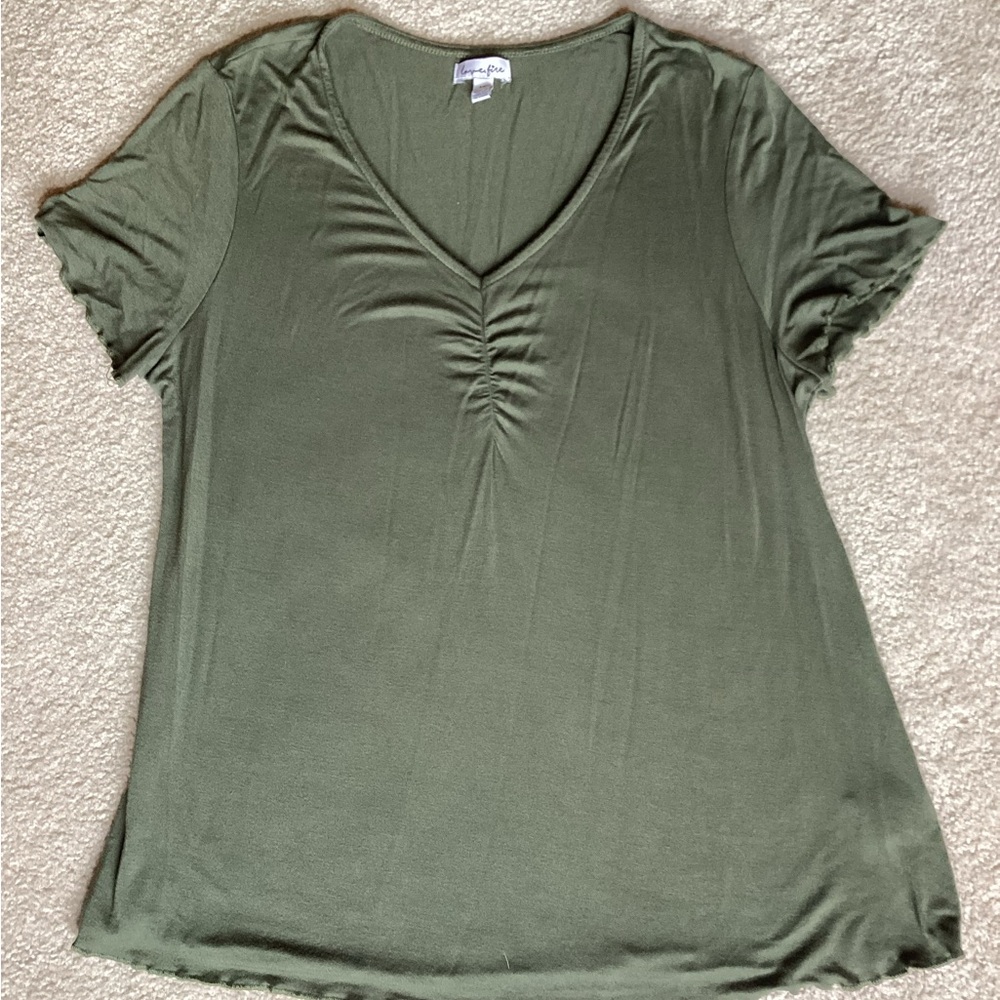 love, Fire Olive Short Sleeve V-Neck Top